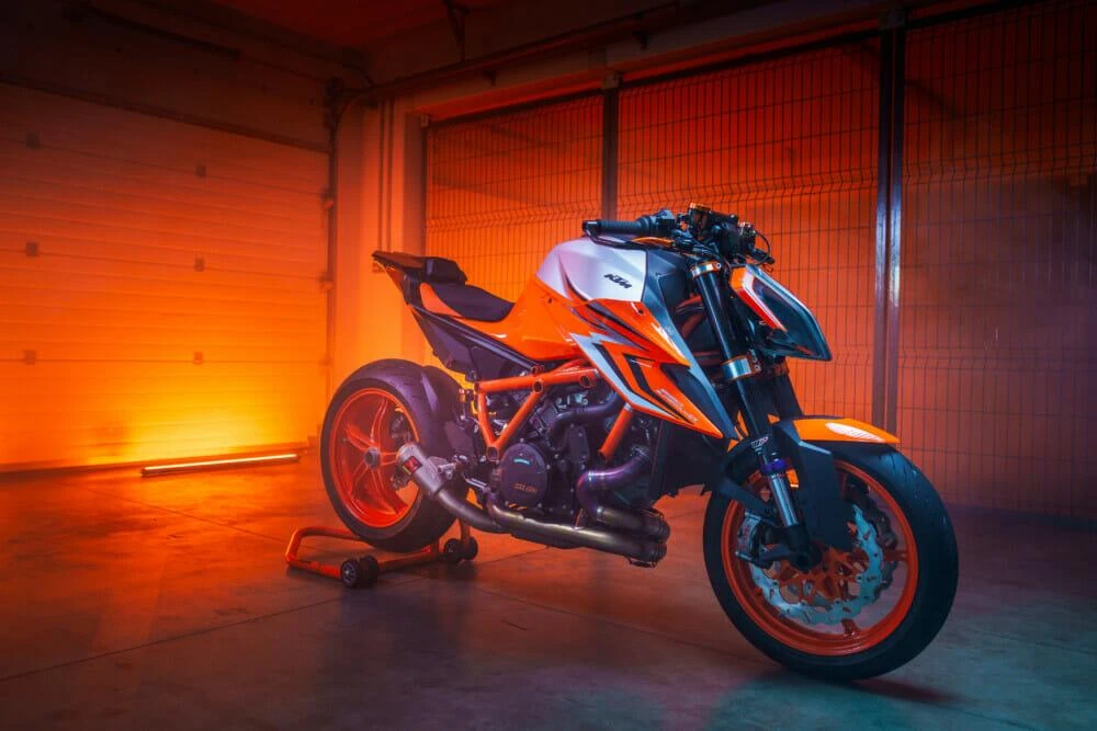 KTM 1290 Super Duke R Evo (2022)