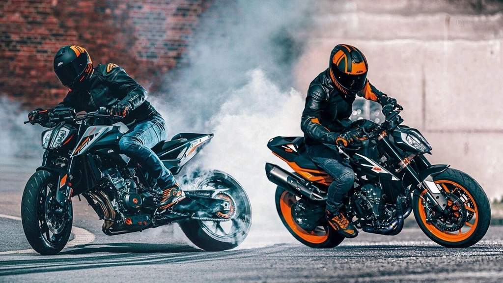 KTM 790 Duke (2022)