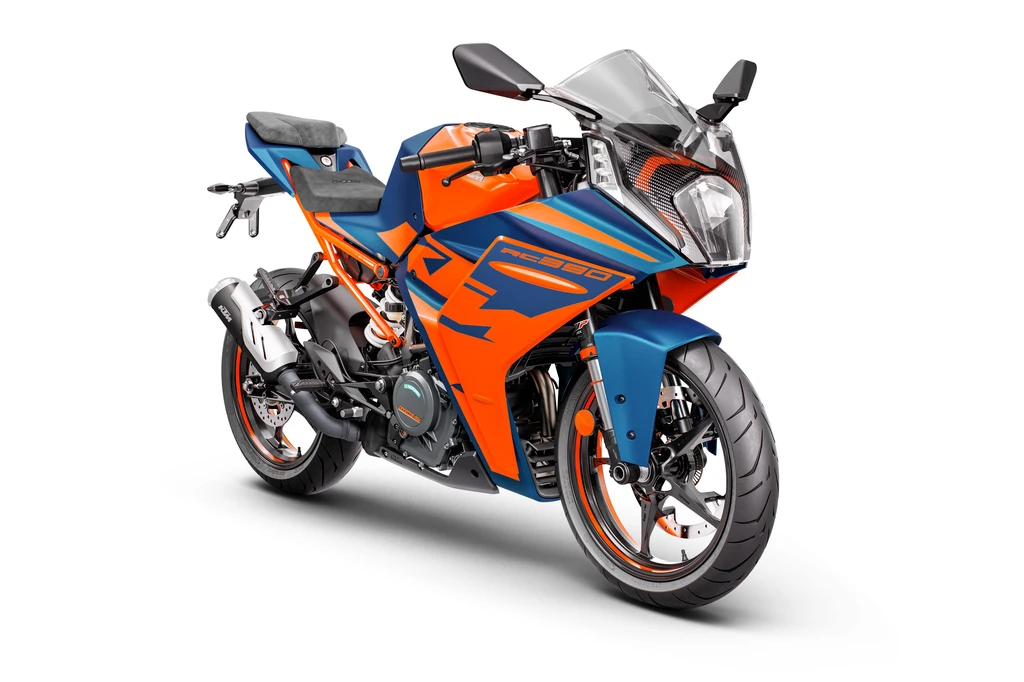 KTM RC 390 (2022)