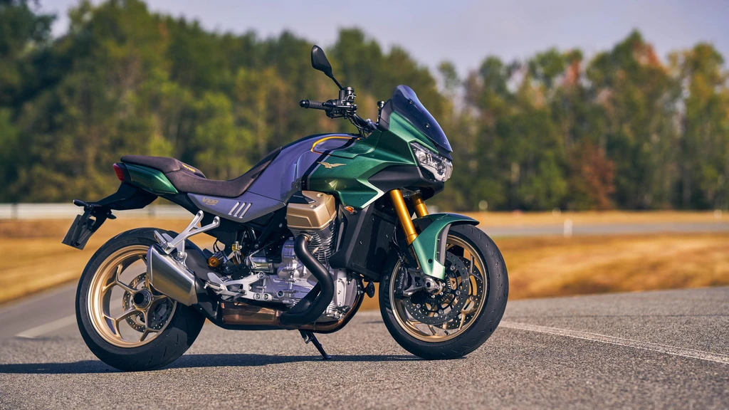 Moto Guzzi V100 Mandello (2022)