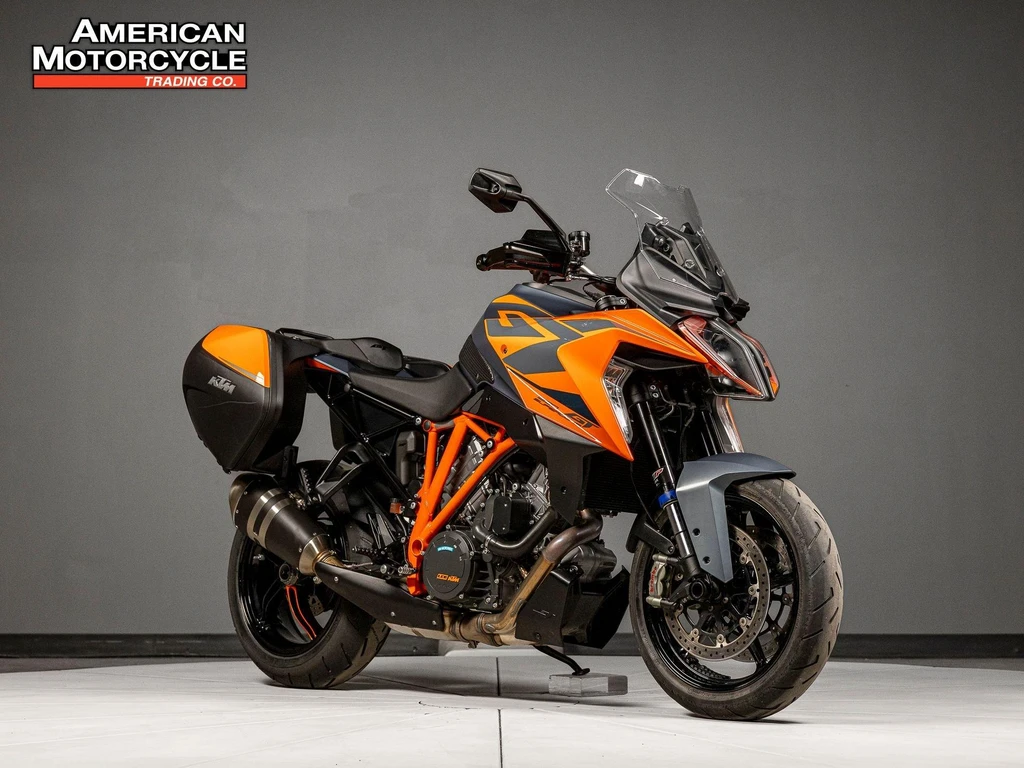KTM 1290 Super Duke GT (2023)