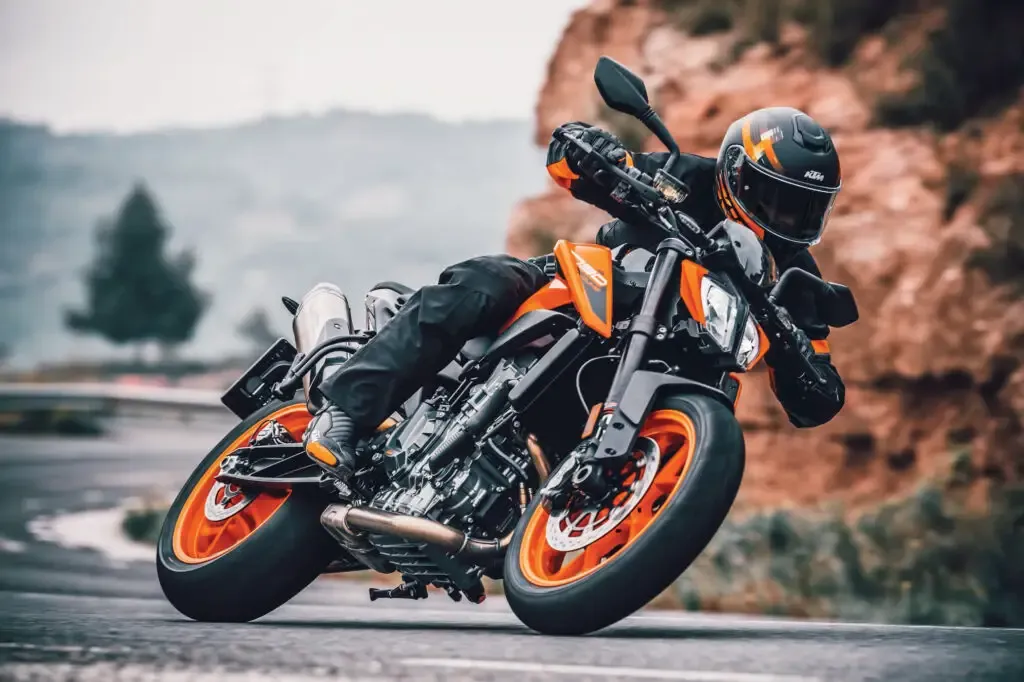 KTM 790 Duke (2023)