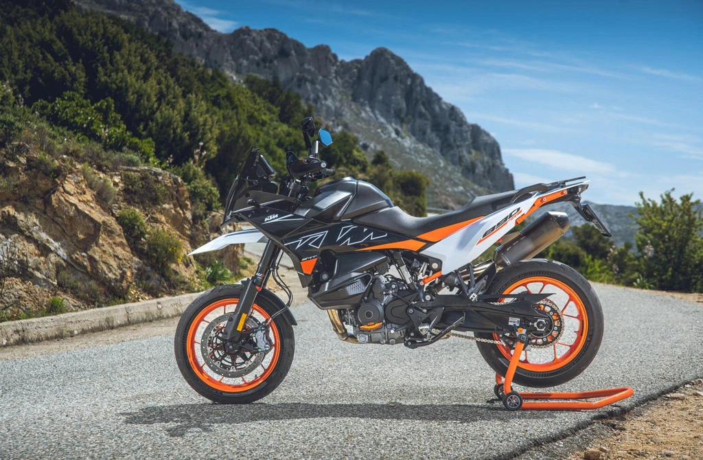 KTM 890 SMT (2023)