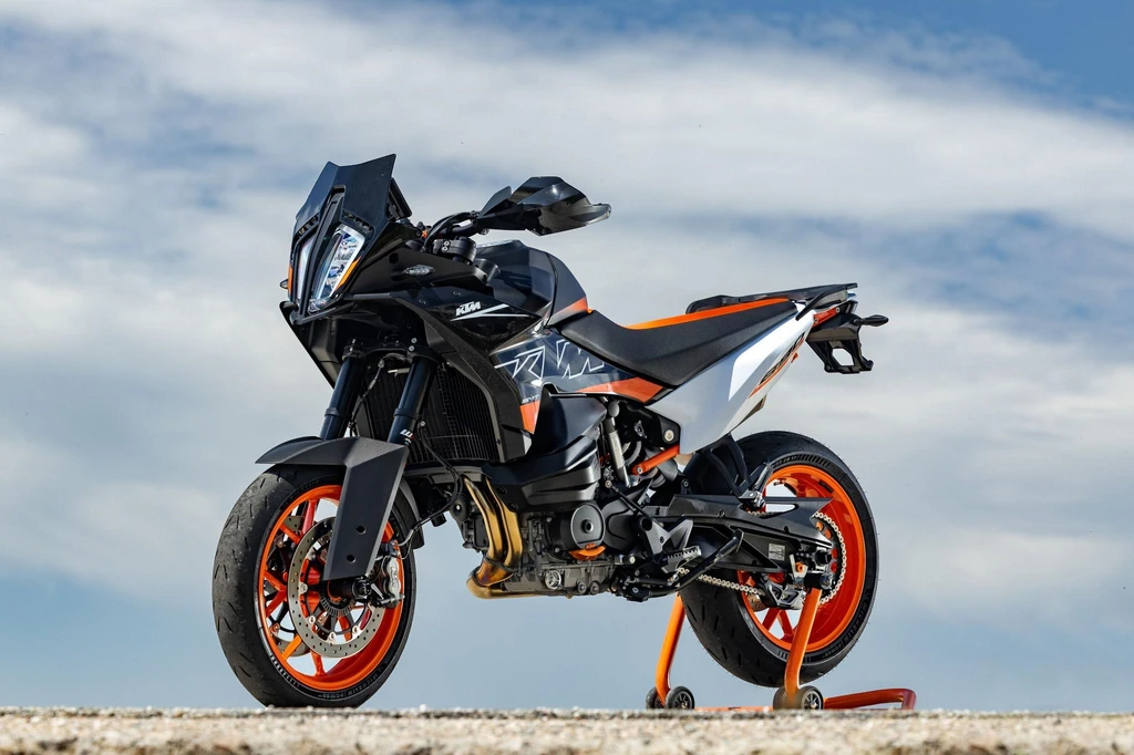 KTM 890 SMT (2023)
