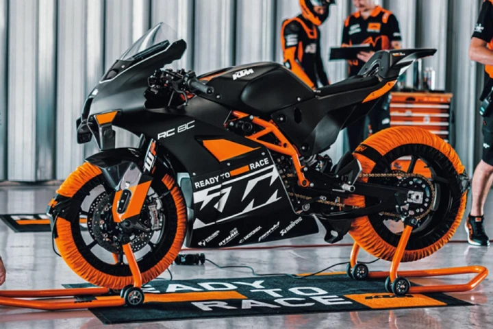 KTM RC 8C Track (2023)