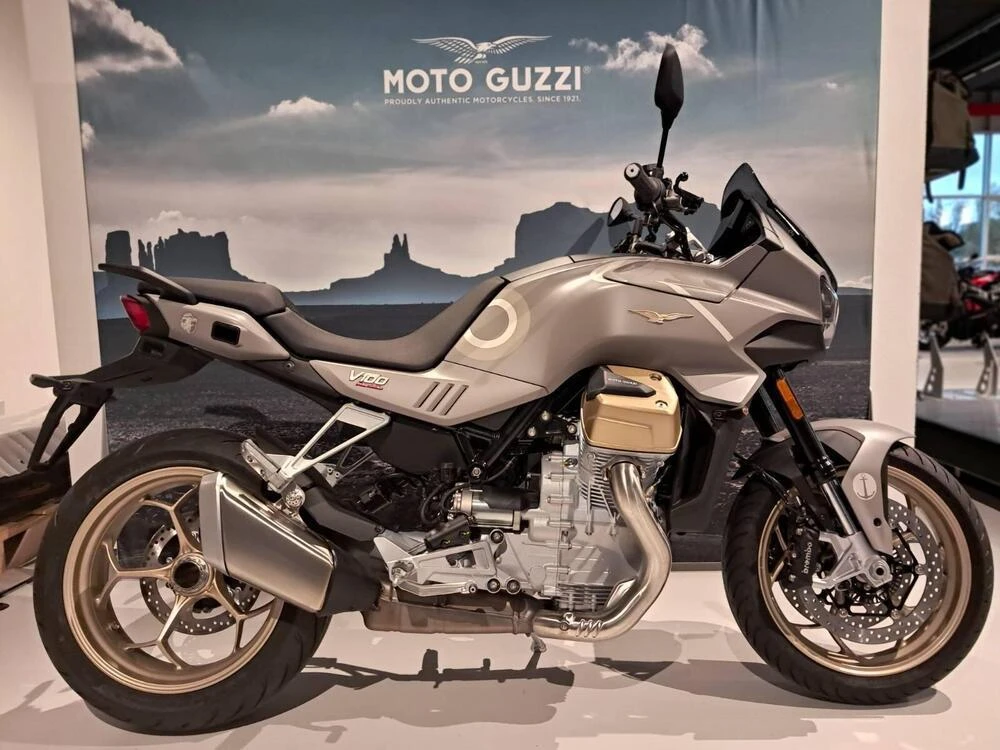 Moto Guzzi V100 Mandello Aviazione Navale Limited Edition (2023)