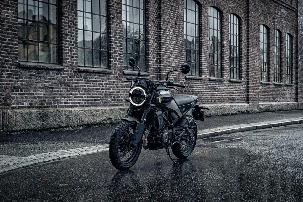 Husqvarna Svartpilen 125 (2024)