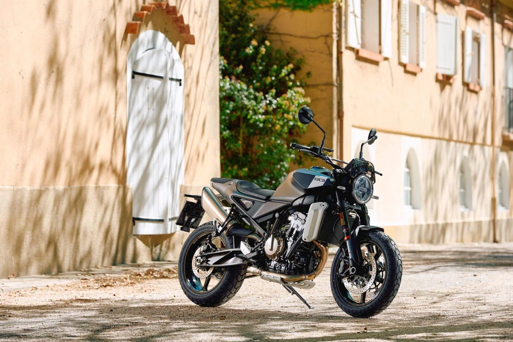 Husqvarna Svartpilen 801 (2024)