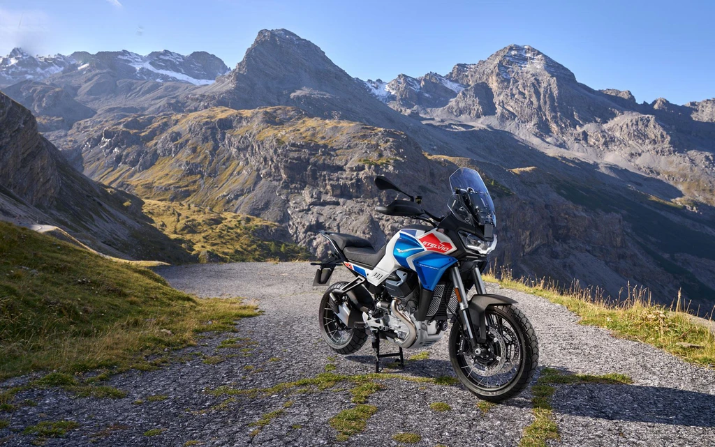 Moto Guzzi Stelvio Duecento Tributo Limited Edition (2025)